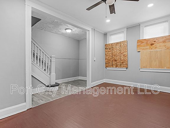 5th image of 2813 Presbury St