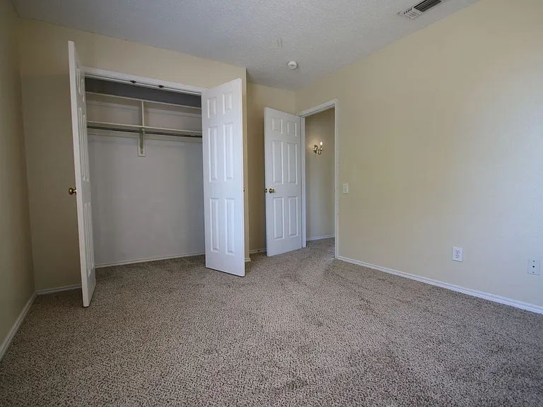 3412 Derby Ct — Photo 24