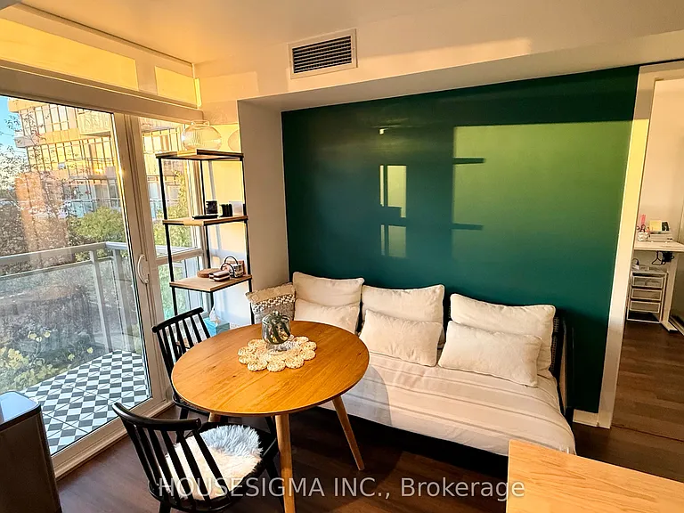 38 Joe Shuster Way #508 — Photo 5