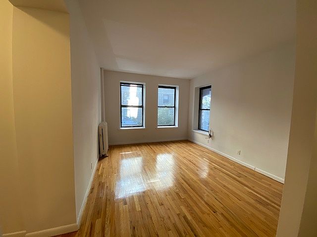 1st image of 214 W 92nd St #D22
