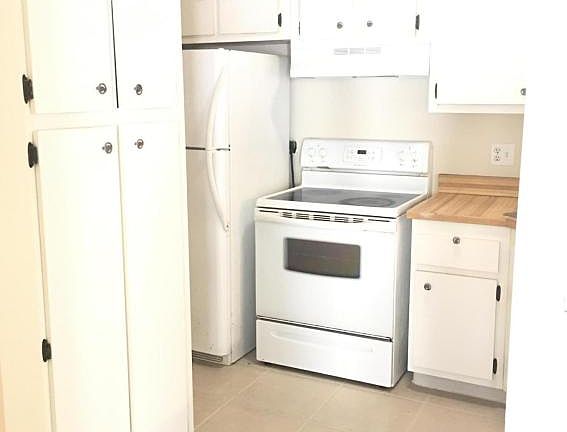 4th image of 207 Foxtail Dr APT E2