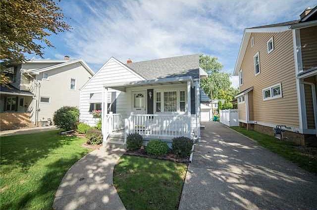 1st image of 138 Helen Dr