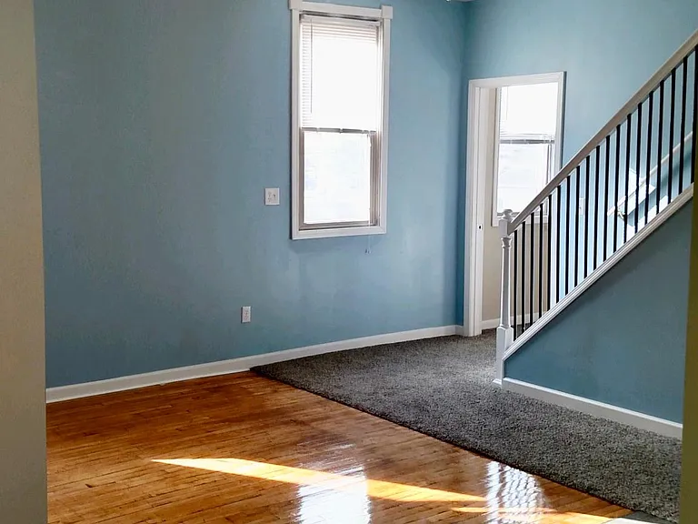 840 Oak St #2 — Photo 5