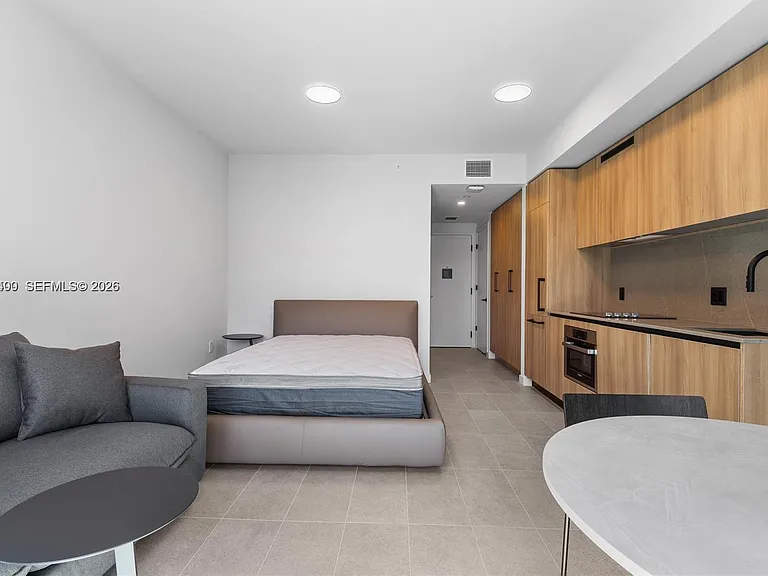 121 NE 5th St #1109 — Photo 5