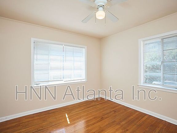 4th image of 1347 Briarwood Dr NE Unit 2