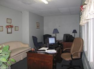 1128 W Vandalia Rd, Greensboro, NC 27406