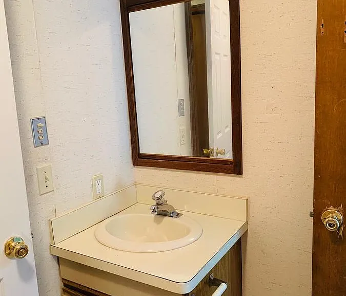 804 W Michigan Ave #3 — Photo 9