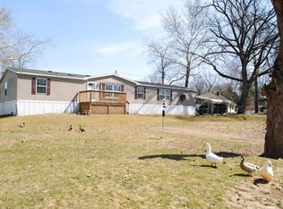 53 Leacock Rd, Gordonville, PA 17529