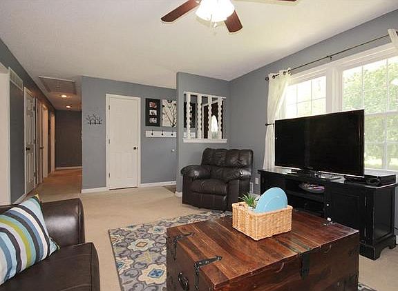 4th image of 2300 SE Austin St