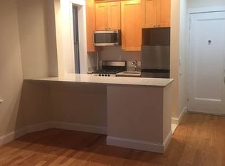 224 E 48th St APT 2D, New York, NY 10017