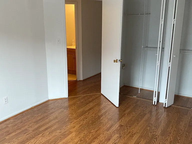 743 Thieriot Ave #1 — Photo 10