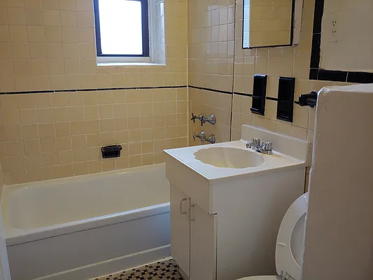 Rented by Elite Team Realty LLC | media 3