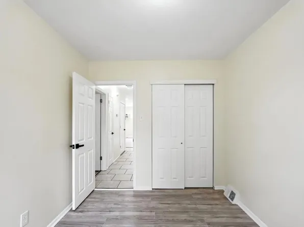 226 Lockart Ter Floor 1, Philadelphia, PA 19116