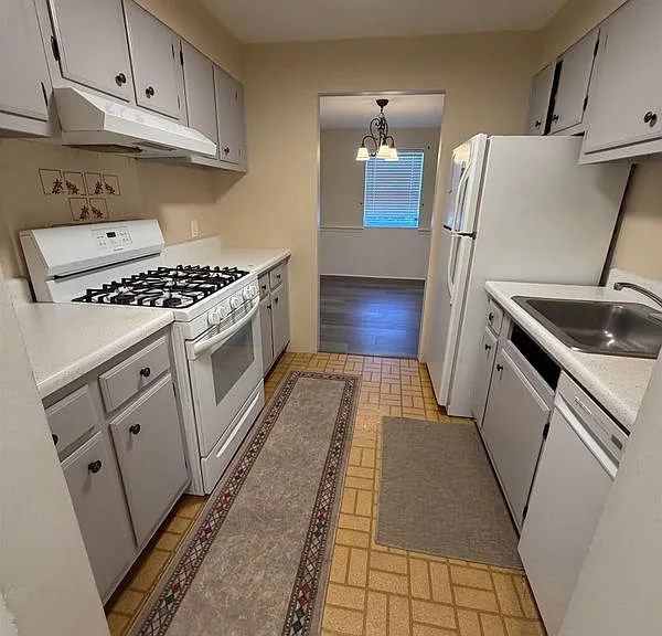 9 Louisburg Sq #5 — Photo 11