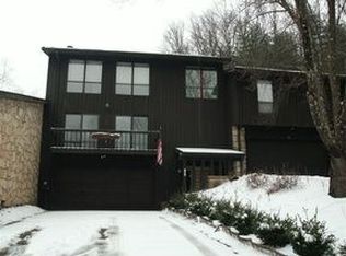 19 Birch Tree Ln, Charleston, WV 25314