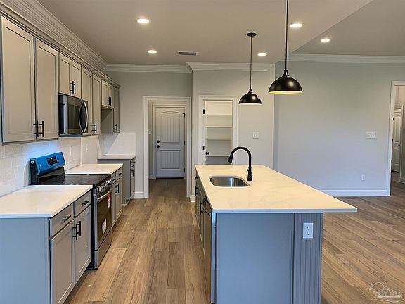 3rd image of 4227 Southern Palm Dr #8-A