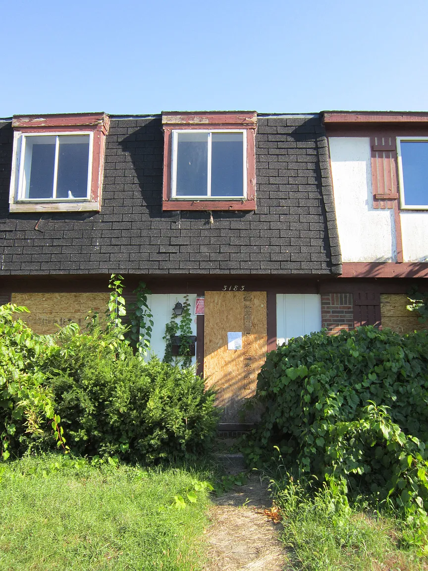 3183 Morris Ave photo 1