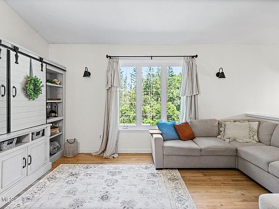 3rd image of 47 Wormer Road