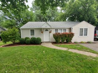 2423 Garden St, Joliet, IL 60435