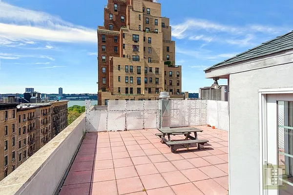 Rented by Halstead Real Estate | media 10
