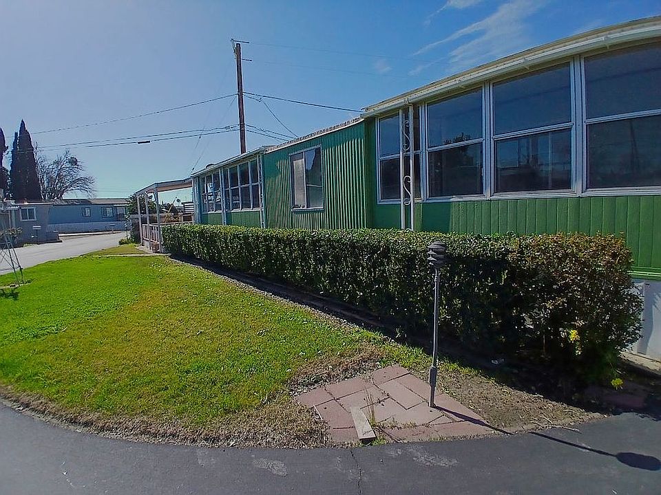 1st image of 50 River Rd #17