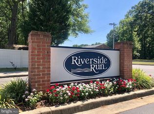 73 Riverside Run Dr, Indian Head, MD 20640