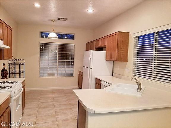 2nd image of 8274 Bedford Valley Ct