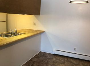 820 Tecumseh Rd APT B11, Clinton, MI 49236