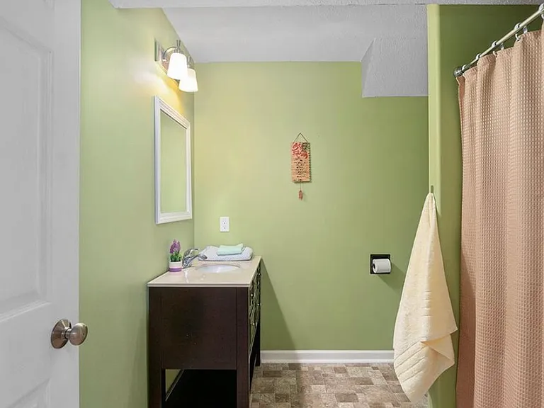 6768 Northfield St SW — Photo 3