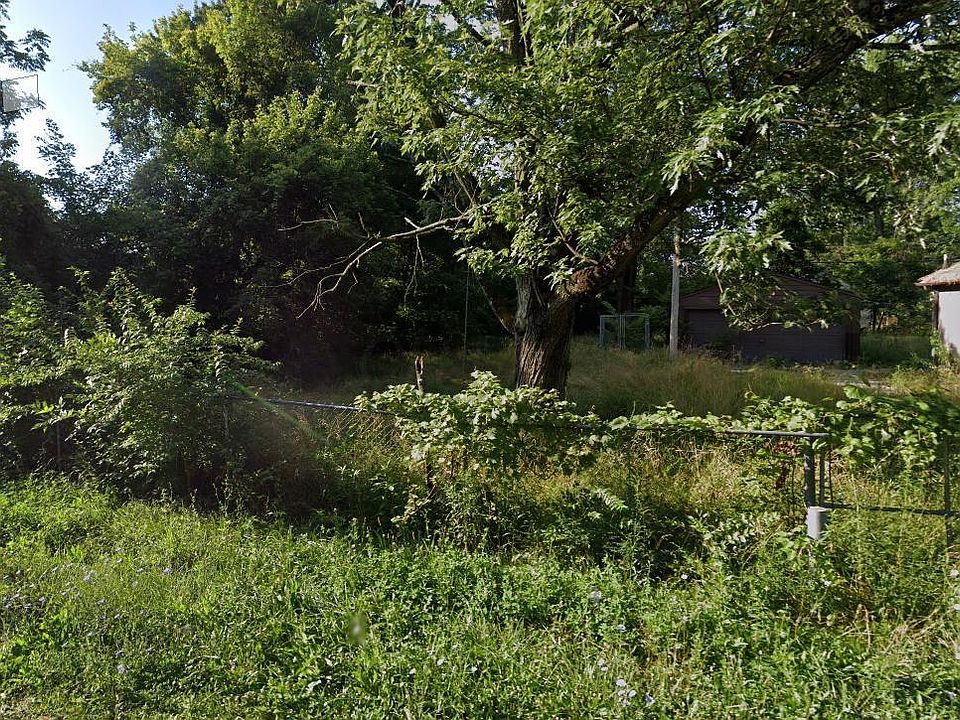 1st image of 0 Eddystone Ave