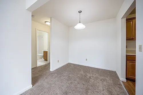 Clintwood Apartments — Photo 51