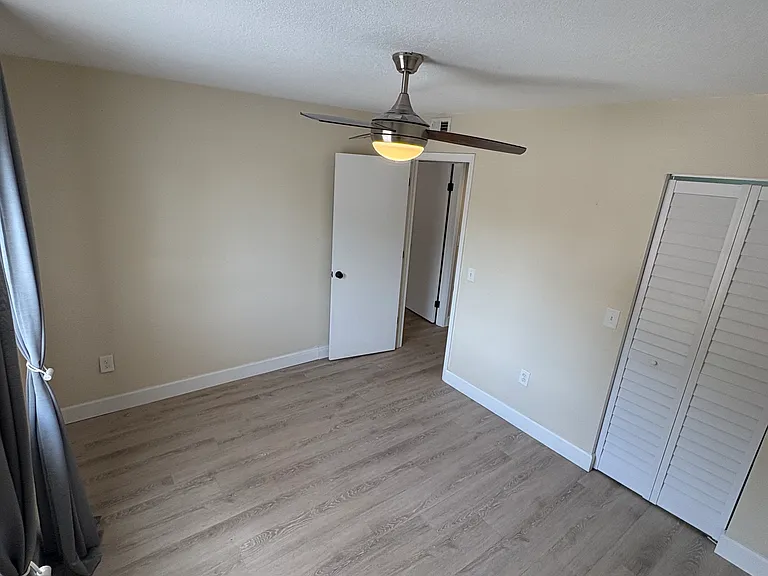 Cortez Dr — Photo 11