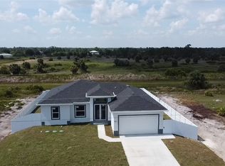 951 Commodore St, Lehigh Acres, FL 33974