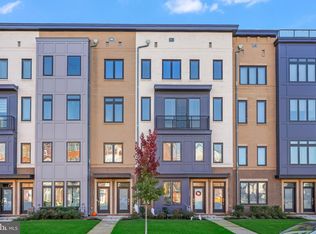 23647 Hopewell Manor Ter, Ashburn, VA 20148