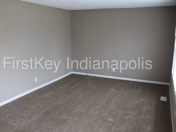4th image of 7935 Forest Park Dr