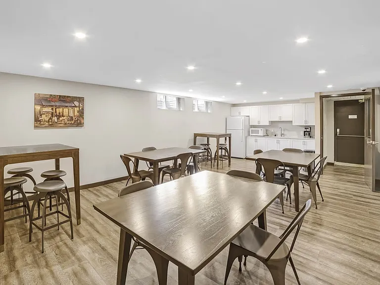 7030 Casey St — Photo 1