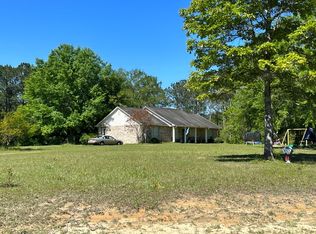20325 Kates Rd, Vancleave, MS 39565