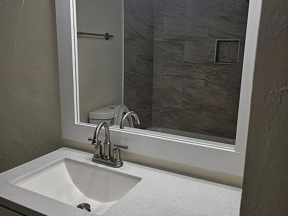 4th image of 1255 Ponce Island Dr APT 718