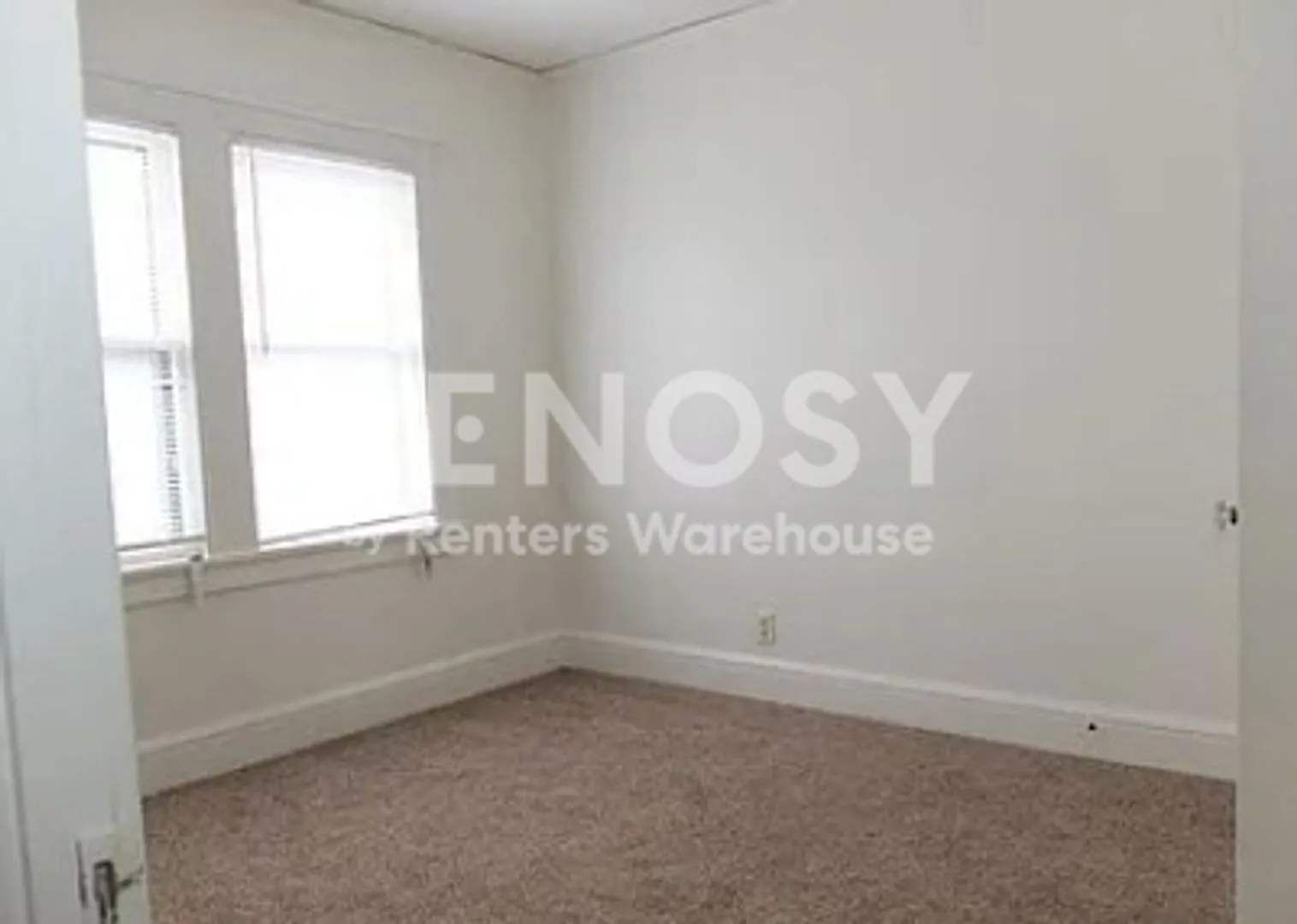 Available September 14th 2 Bedroom 1 Bath Duplex in Minneapolis — Photo 3