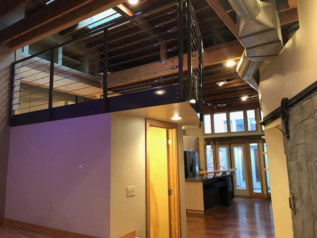 152 S Jefferson St — Photo 2