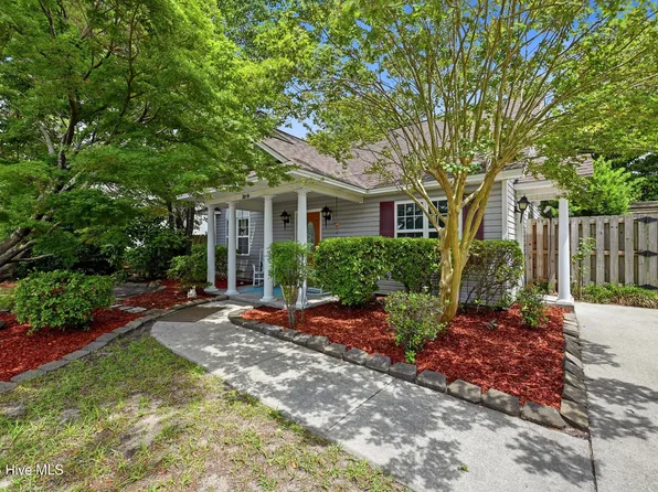 2016 White Road, Wilmington, NC 28411