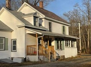 104 Middlefield Rd, Chester, MA 01011