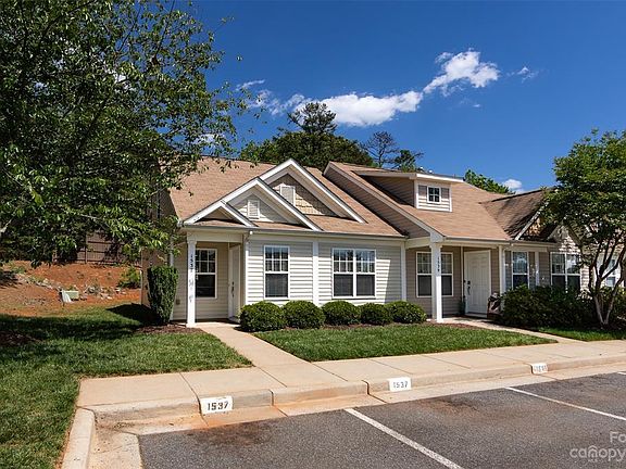 3rd image of 1537 Tyger Brook Ln