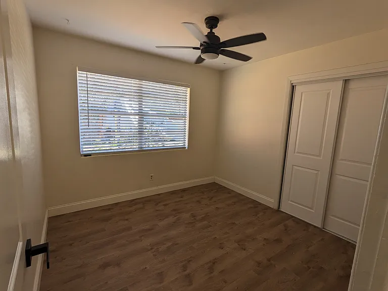 4038 NW 13th Ave — Photo 15