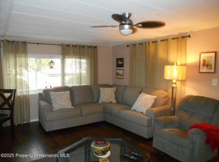 8057 Dinsmore St, Brooksville, FL 34613
