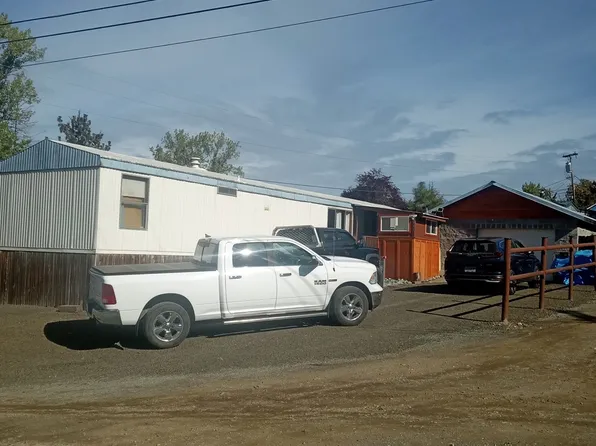 331 Conrad St, Myrtle Creek, OR 97457