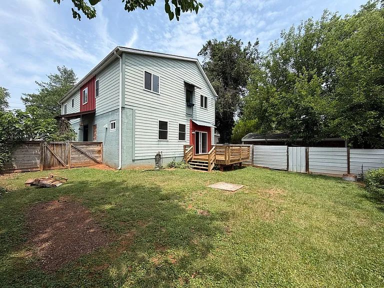 1500 Meridian St — Photo 25