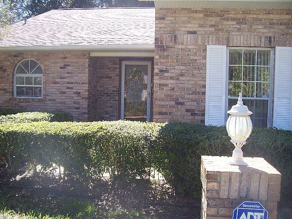 2nd image of 6 Felter Ln