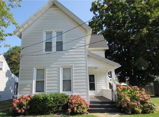 1552 W 8th St, Ashtabula, OH 44004