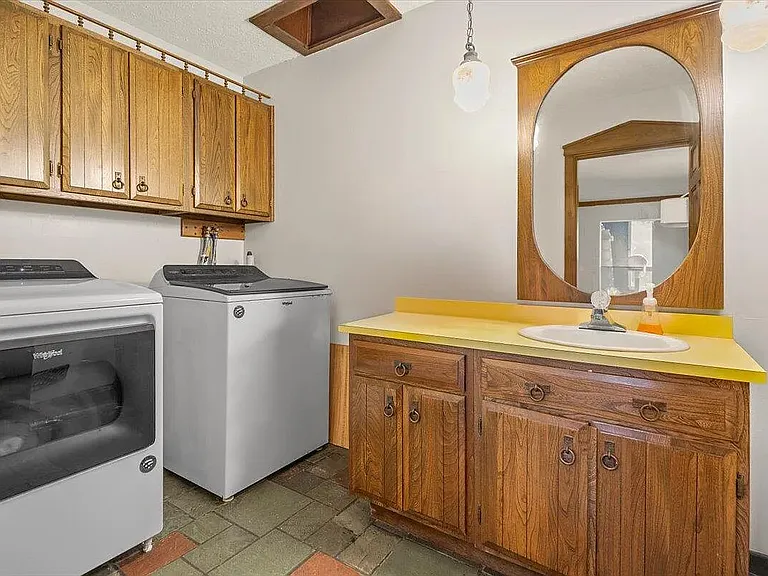 separate laundry room